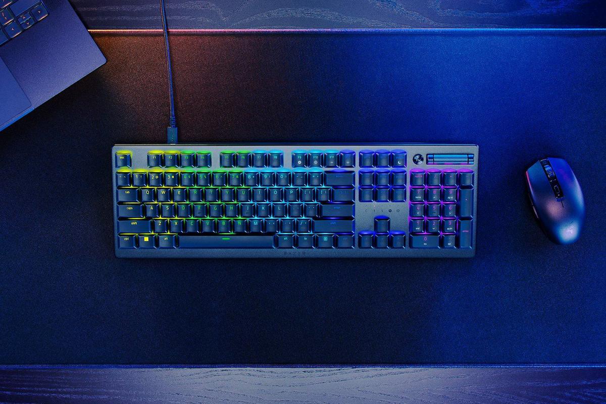Razer RZ03-04500100-R3M1 Türkçe 104 Tuşlu Red Switch Kablolu Siyah Mekanik Klavye
