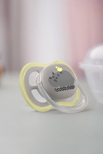 Philips Avent Ultra Air SCF085/17 6-18 Ay Delikli Ortodontik Yenidoğan Silikon 2'li Emzik Gri