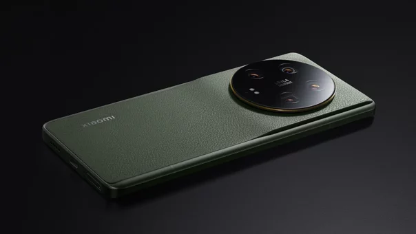 Xiaomi 14 Ultra 256 GB Hafıza 12 GB Ram 6.73 inç 50 MP Çift Hatlı AMOLED Ekran Android Akıllı Cep Telefonu Yeşil