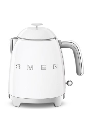 Smeg Paslanmaz Çelik 800 ml 1400 W Klasik Beyaz Kettle