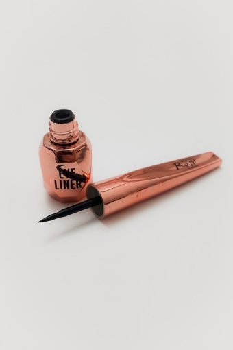 Rose Suya Dayanıklı Parlak Siyah Kalıcı İnce Uçlu Likit Eyeliner