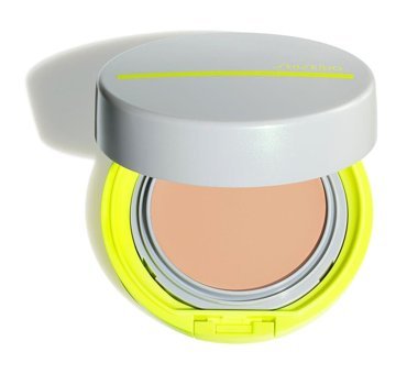 Shiseido Light Tüm Ciltler İçin Suya Dayanıklı BB Krem Açık Ton