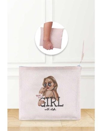 Gizeo Concept Çok Renkli I'm A Girl Desenli Keten Makyaj Çantası