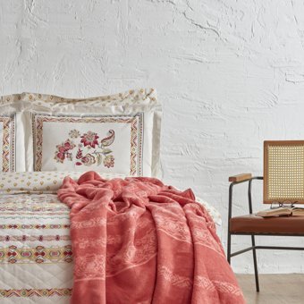 Karaca Home Carme Çift Kişlik Battaniyeli Takım Winter Set Narçiçeği