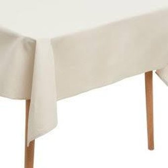 Metinev Saten 130 x 140 cm Dertsiz Dikdörtgen Masa Örtüsü Krem