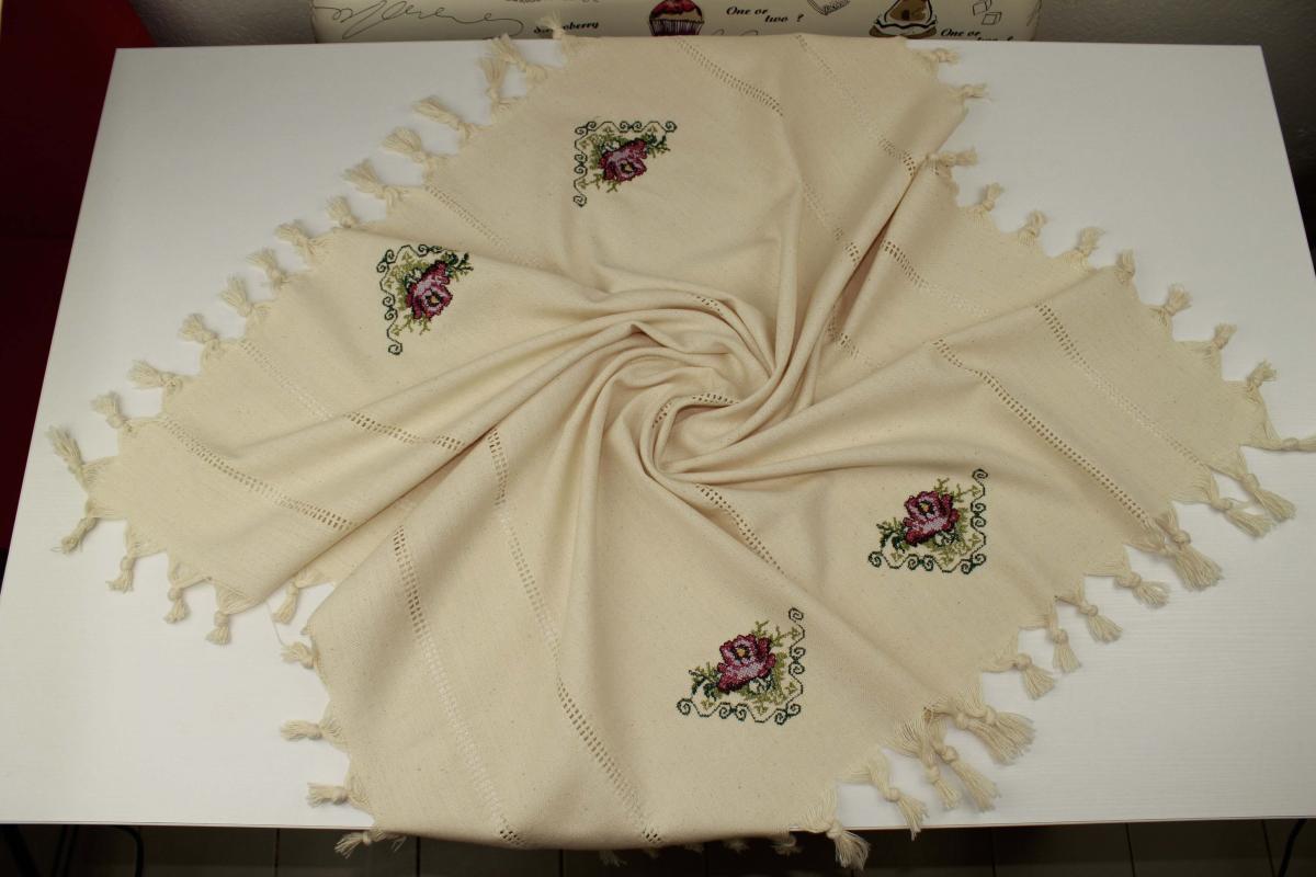 Ilgın Home Kumaş 90 x 90 cm Kare Masa Örtüsü Krem