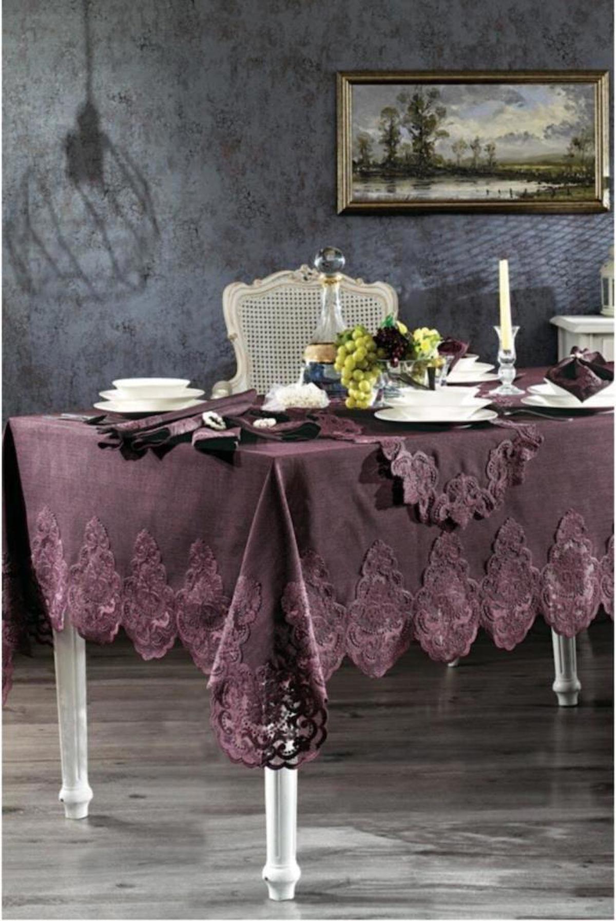 Güzide İpek 160 x 220 cm Dikdörtgen Masa Örtüsü Mürdüm